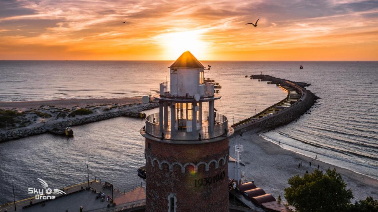 Aparthotel Etna Kolobrzeg Bagian luar foto