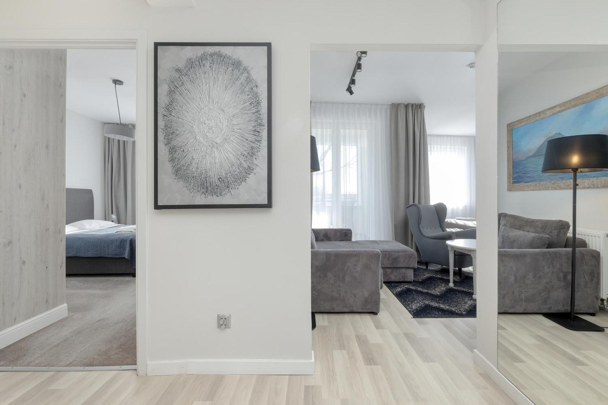 Aparthotel Etna Kolobrzeg Bagian luar foto